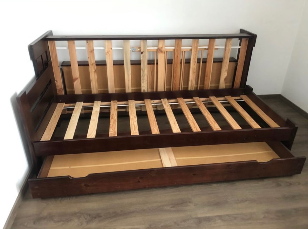 Masivní postel+úložný box
