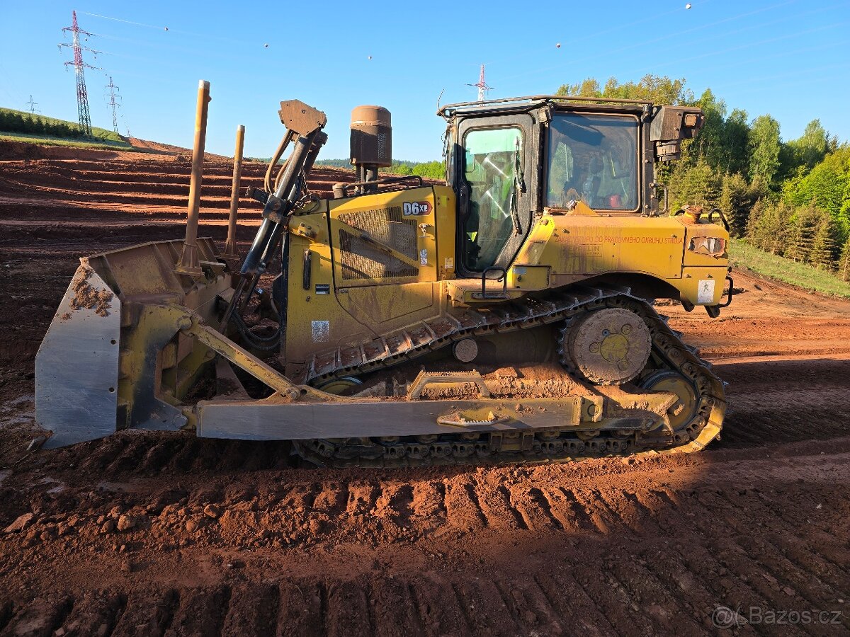 Strojnik na Buldozer