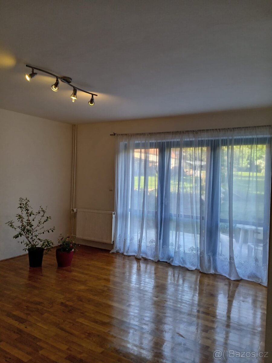 Samostatný pokoj v RD