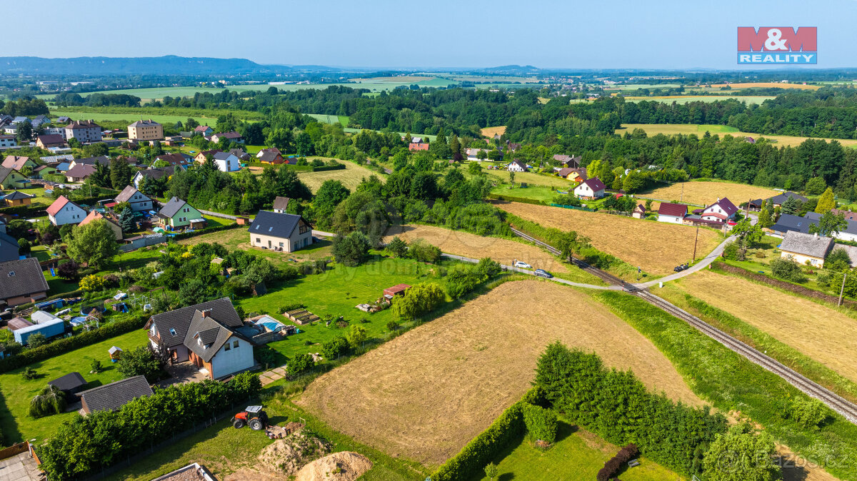 Prodej pozemku k bydlení, 3061 m², Čtveřín