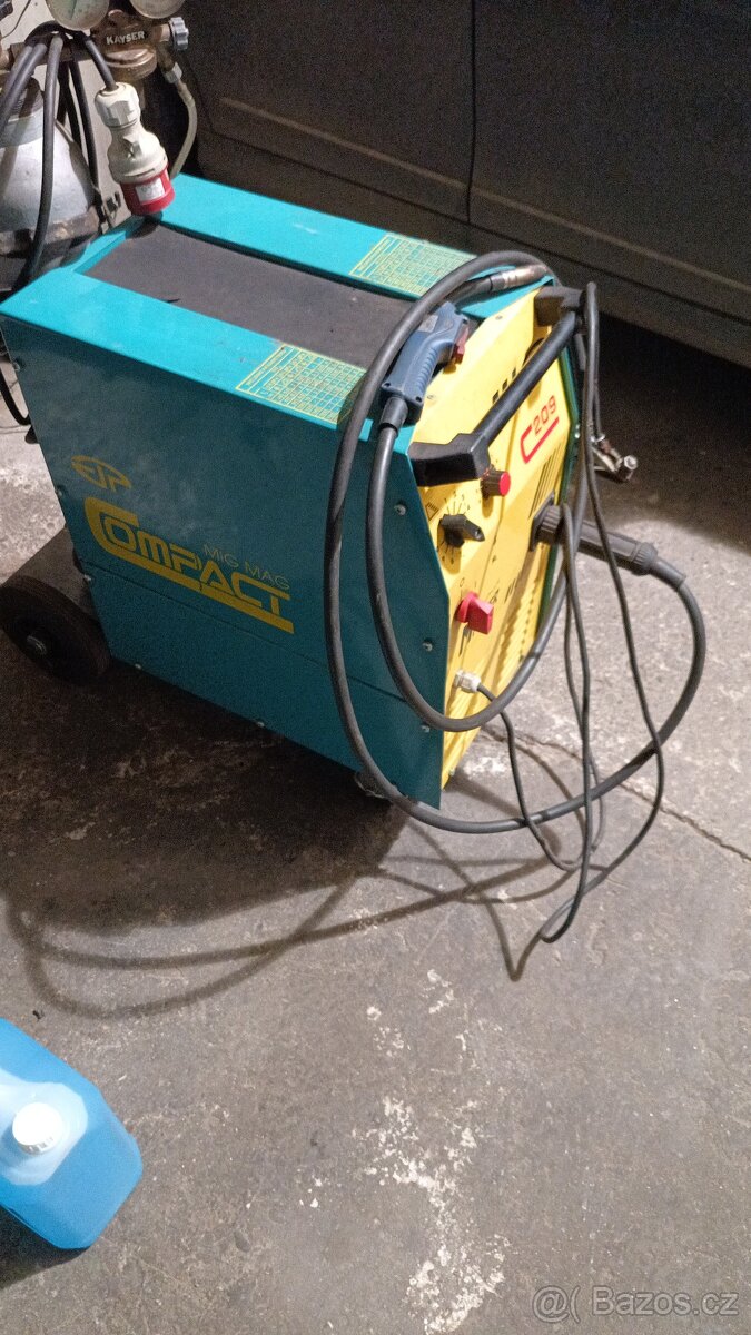 CO2 svářečka Compact