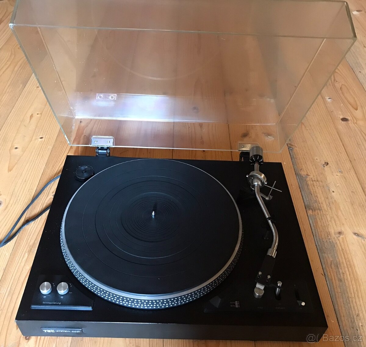 JAPONSKÝ VINTAGE GRAMOFON TOSHIBA/ TEC 3001 , VE DŘEVĚ