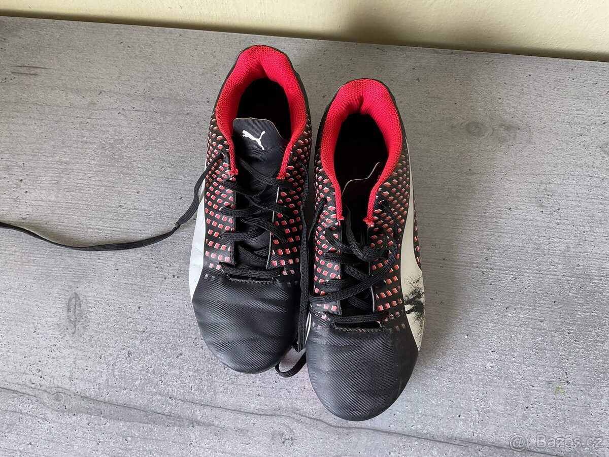 Prodám Kopačky Puma. Velikost:35