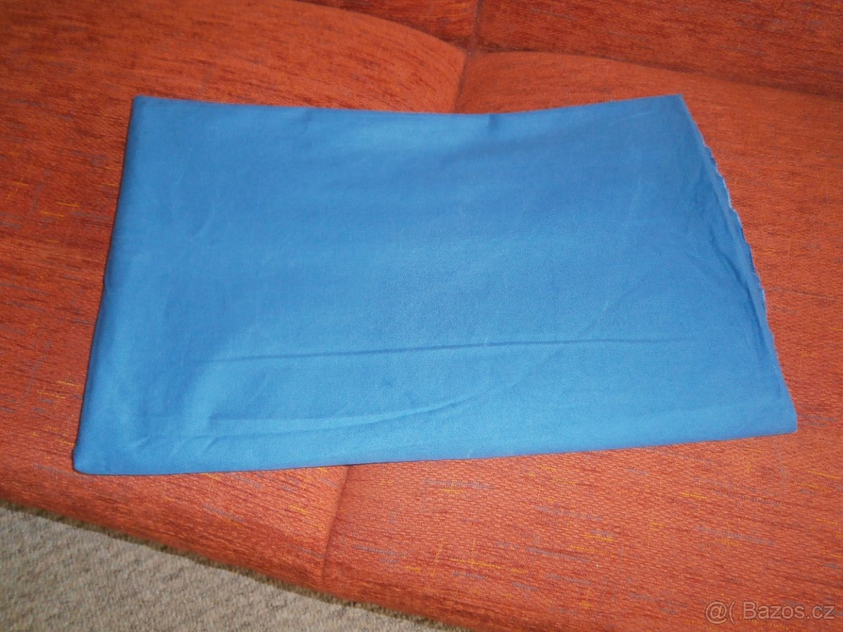 PLÁTNO PEVNÉ 125 cm x 3,80 metru.