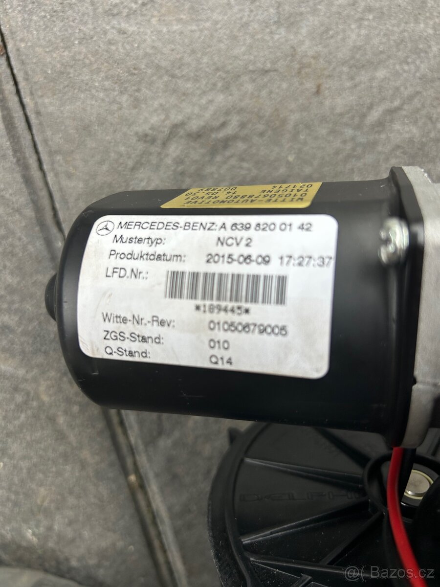Pohon posuvných dveří Mercedes Benz