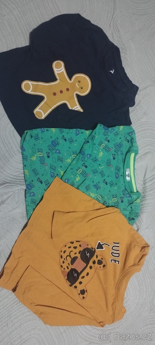 Trička