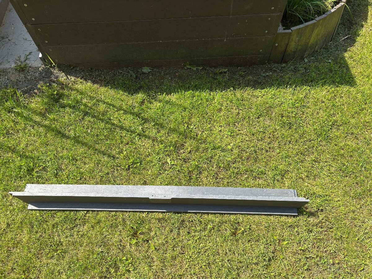 Plastové obrubníky