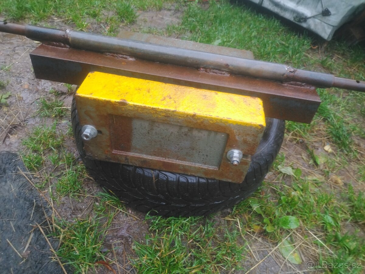 Závaží malotraktor