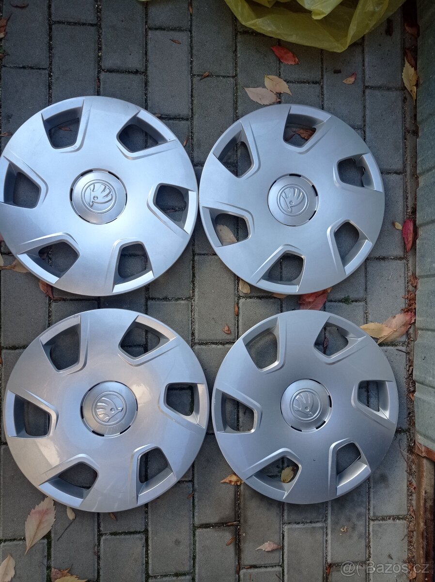 Poklice 15" škoda origo.3.