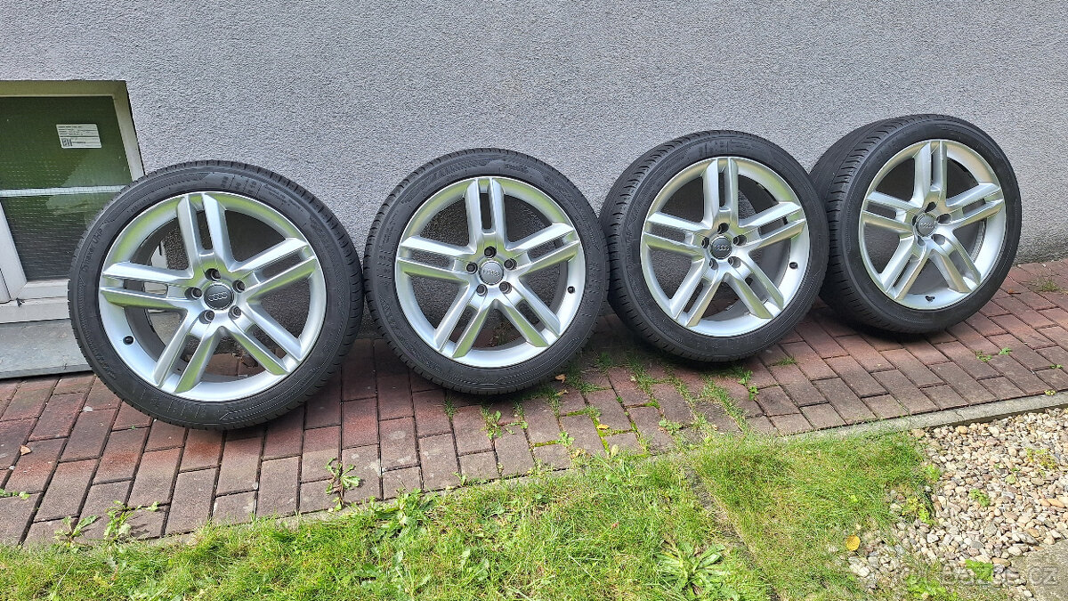 ALU sada Audi A6 C7 255/40 R19 - 8,5J X 19H2 ET45 s pneu