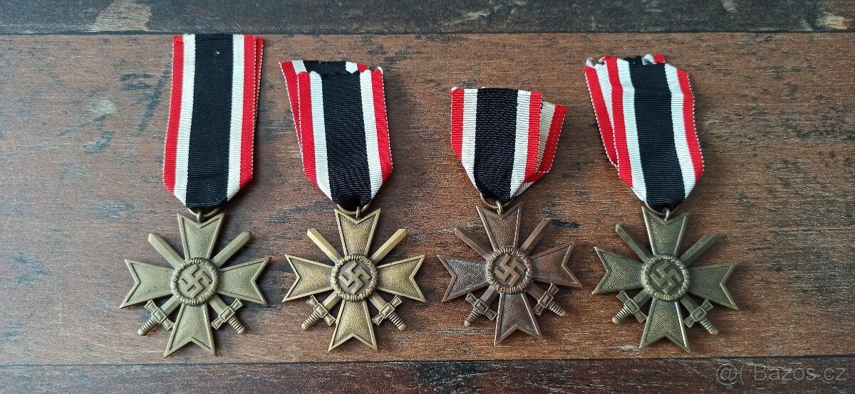 Záslužný kříž druhé třídy s meči.