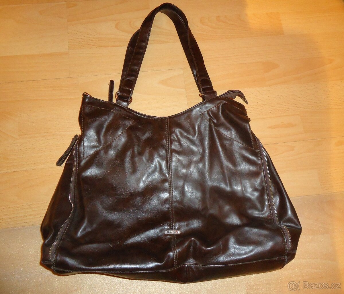 Kabelka tmavě vínová