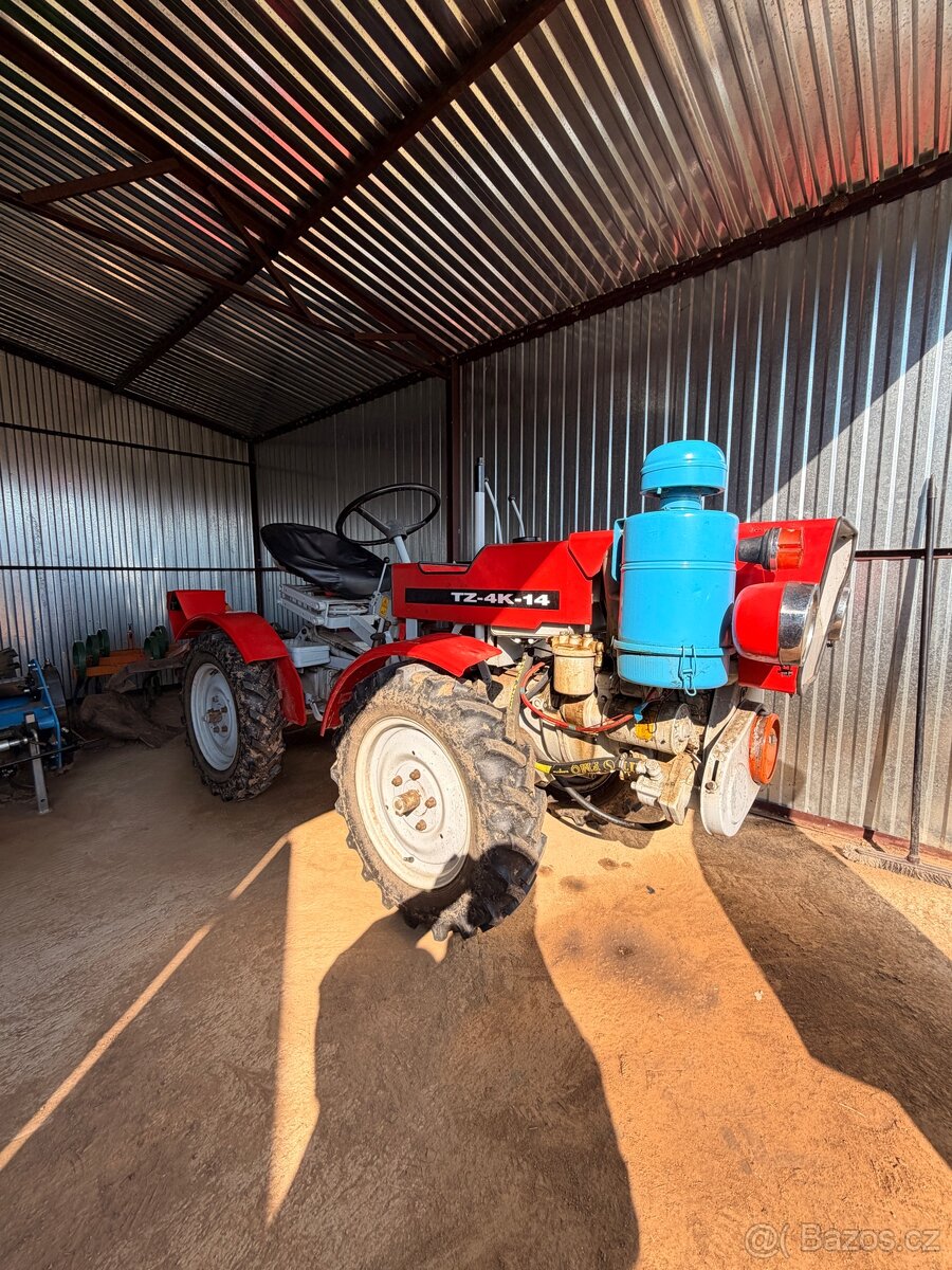 Malotraktor TZ-4K-14 Holder
