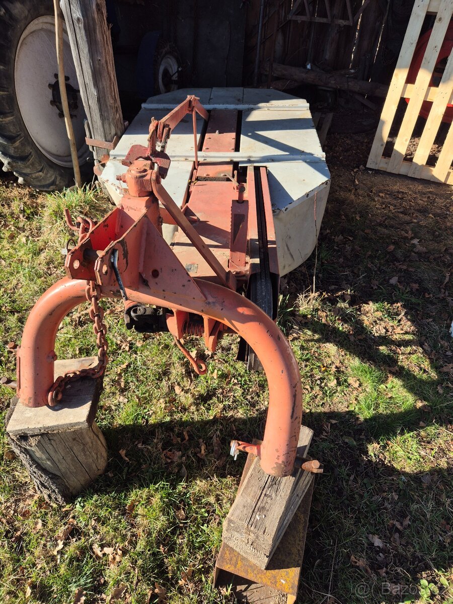 Sekačka KUHN 165