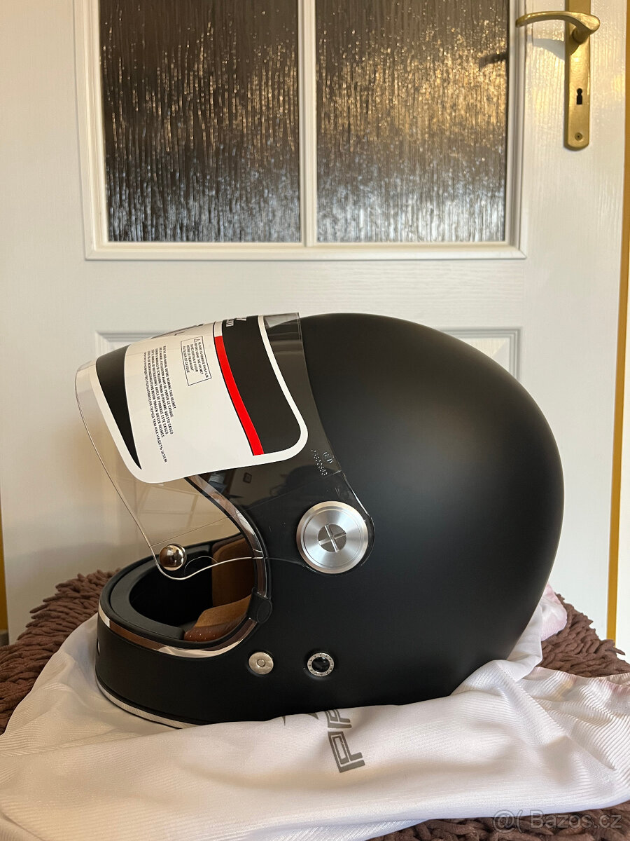 Helma na motorku NOX PREMIUM Revenge matná černá