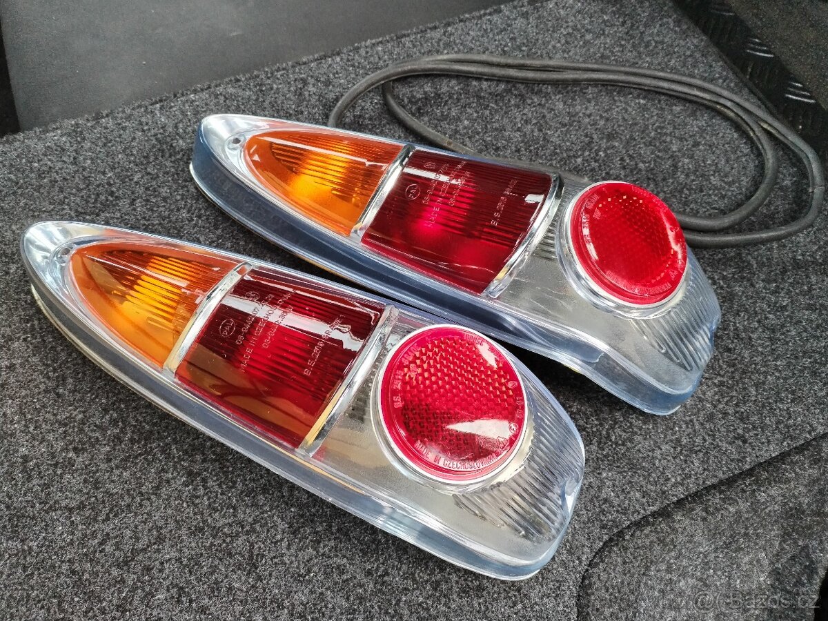 Nové zadní světla Škoda 1000MB