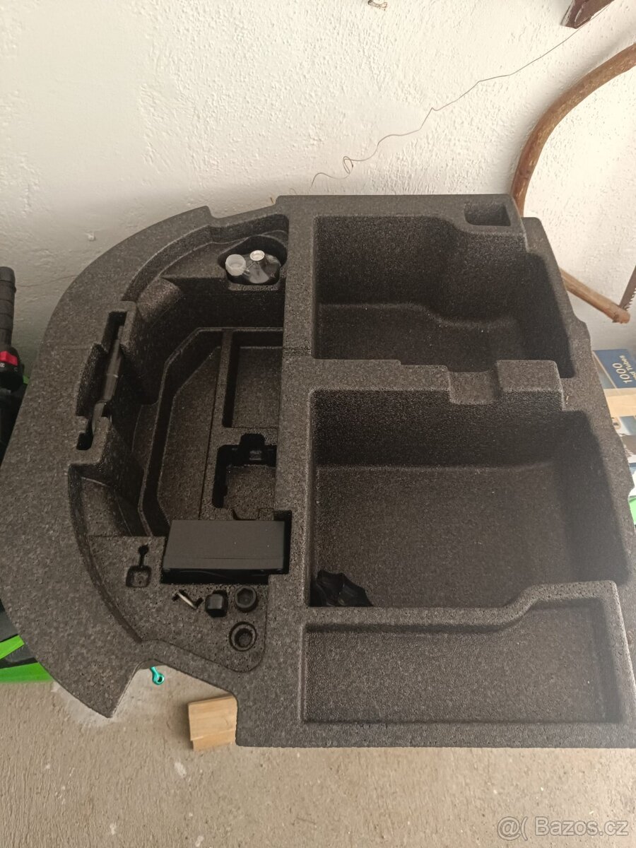 Polystyrenová výplň kufru Superb III combi