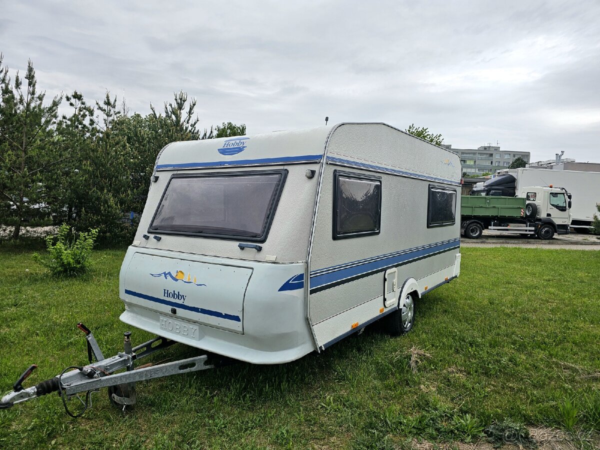 Obytný přívěs Hobby 440