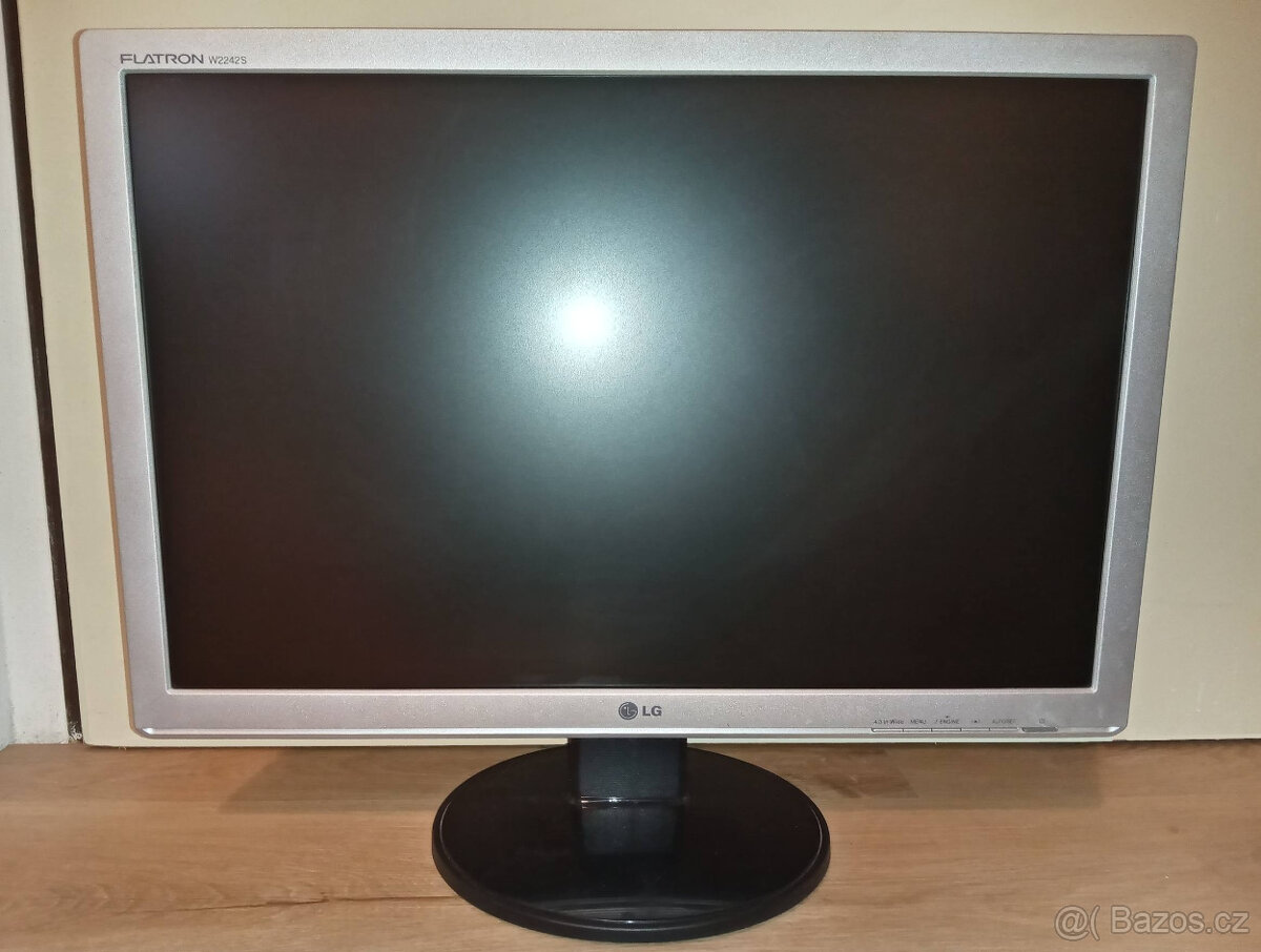 22" Monitor LG Flatron W2242S