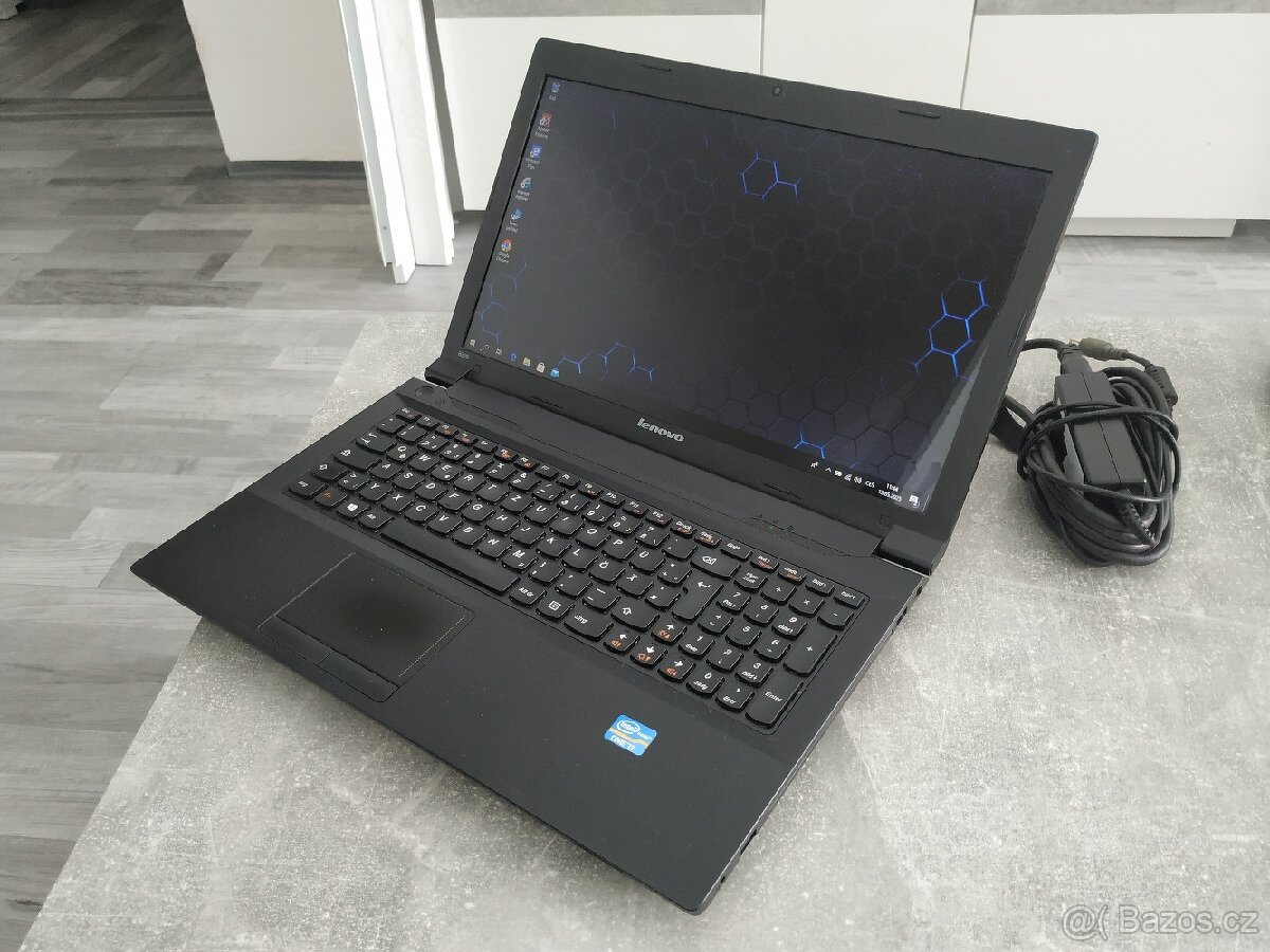 Lenovo B590