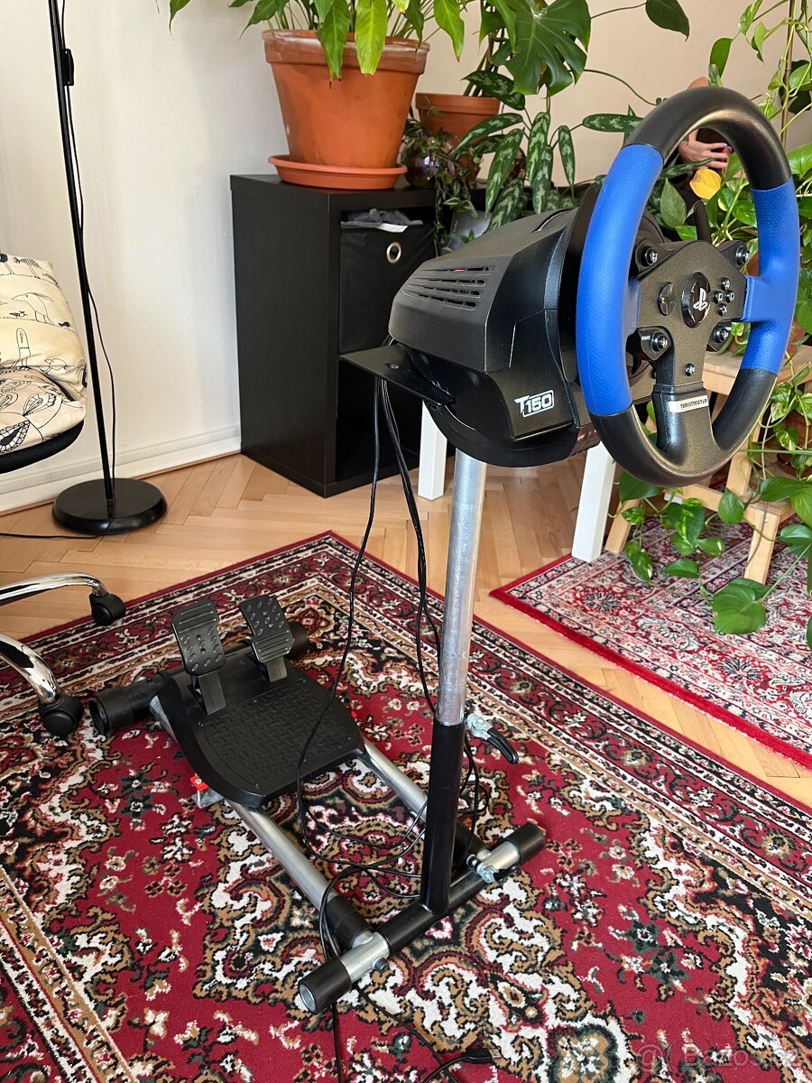 Thrustmaster T150 & stand