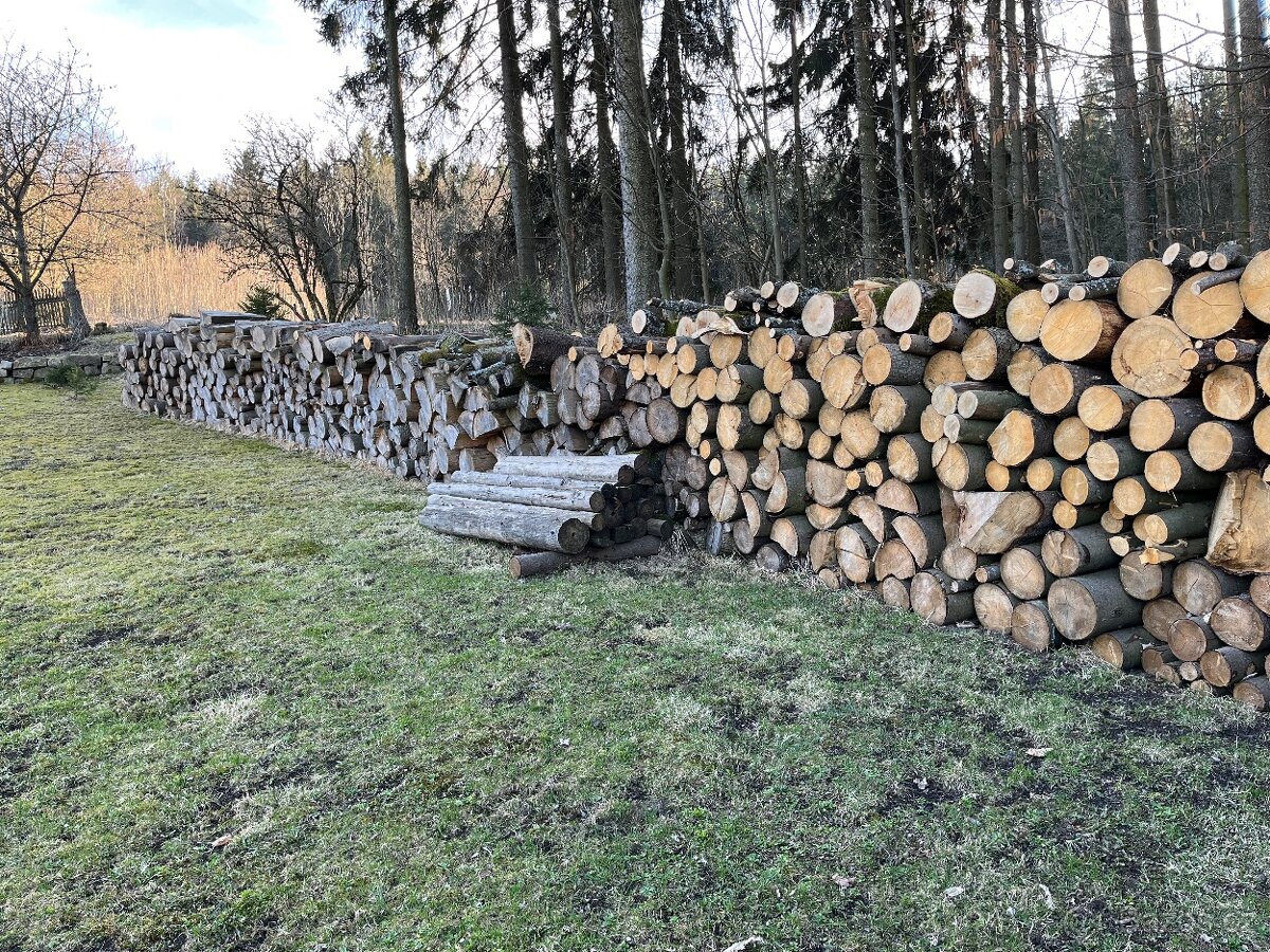 Palivové dřevo-metry