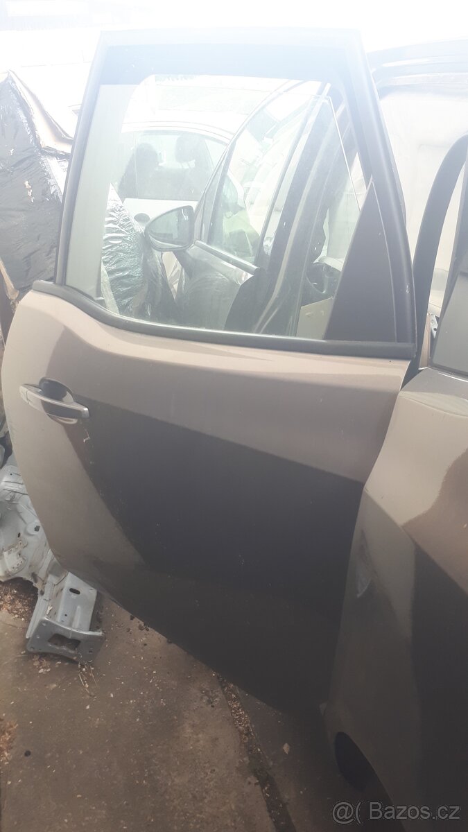 Opel meriva 2013 leve zadni dvere kompletni