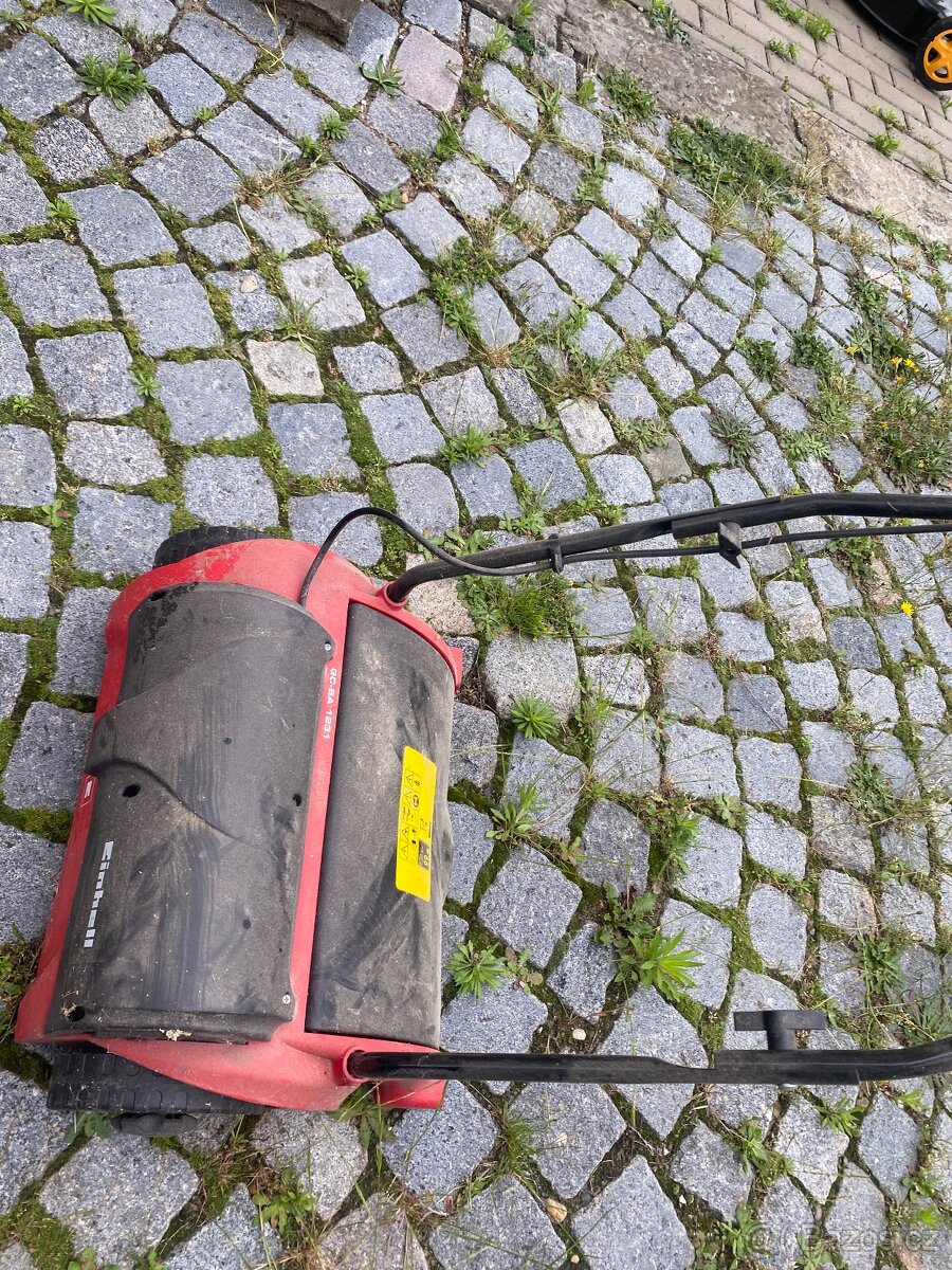 Prodáme sekačku a rotavator