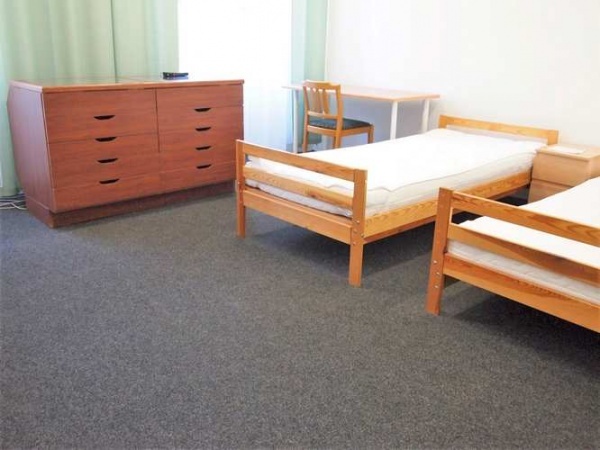 3.lůž. pokoj (i JEDNOTLIVĚ, studenti/kluci, pračka, sušička
