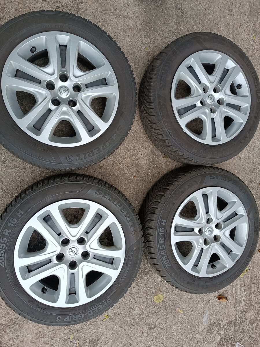 Opel Astra K - disky 6,5x16 et41 + čidla + zimní 205/55/16