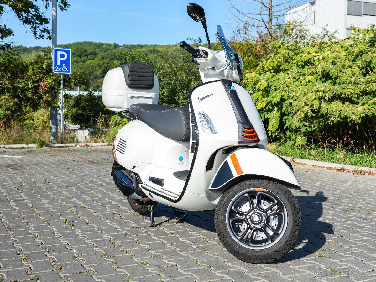 🛵 Vespa GTS SuperSport 125 (2024) – ODPOČET DPH – 2 490 km