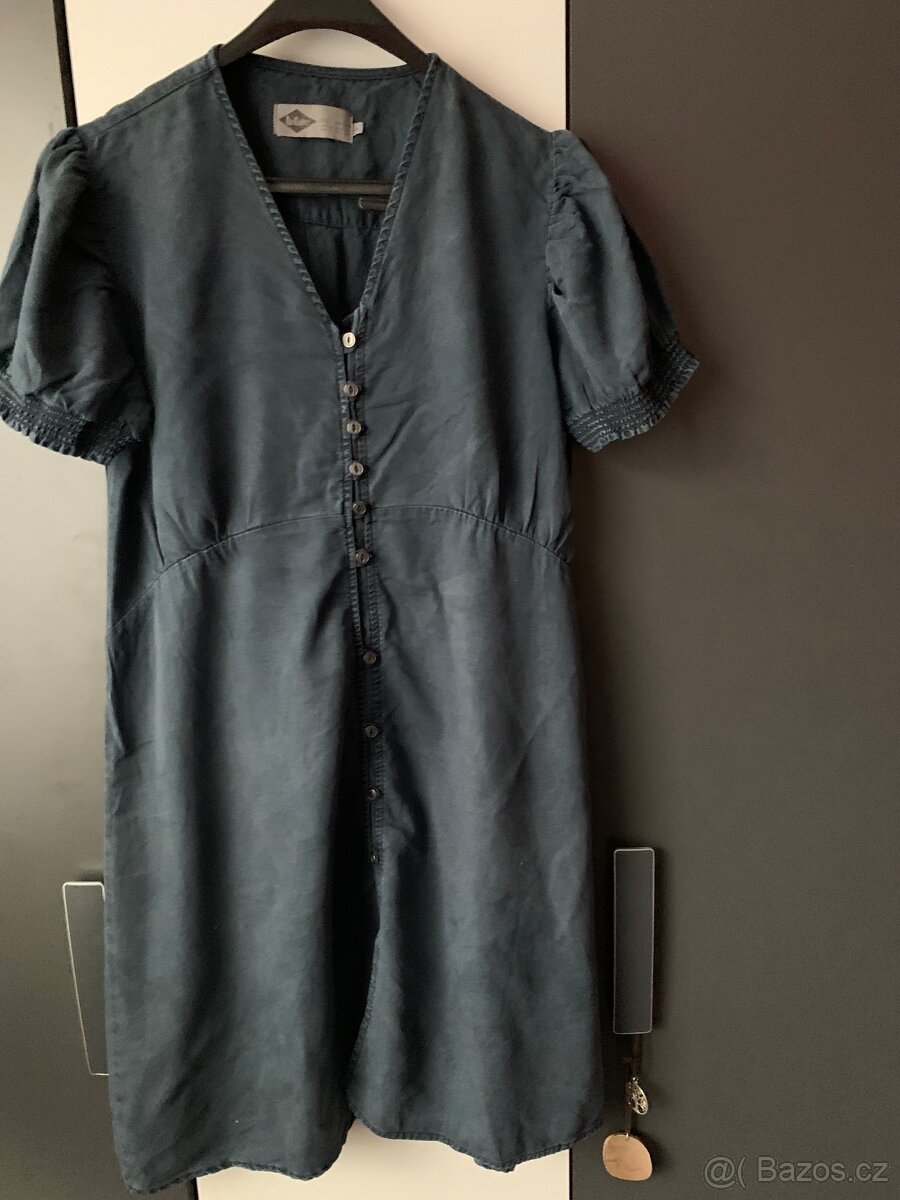 TMAVĚ DŽÍNOVĚ MODRÉ LETNÍ ZNAČKOVÉ ŠATY,zn: Lee COOPER