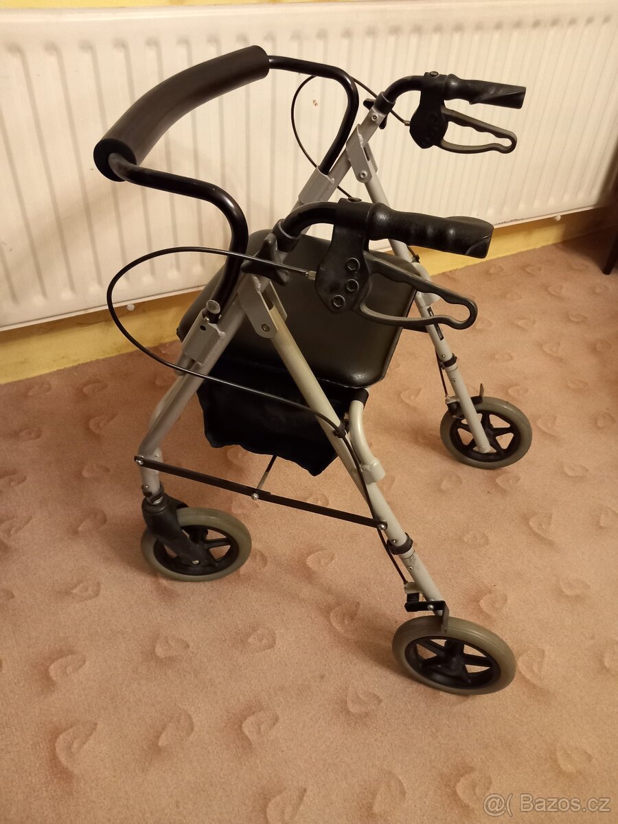 Chodítko pro seniory DMA