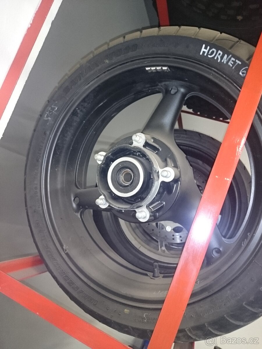 Kolo, svody, kyvka, větrák Hornet 600