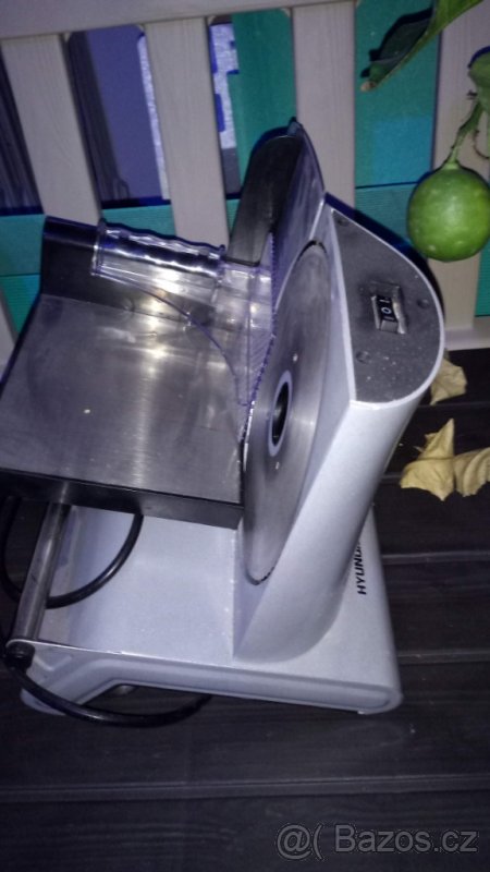 Kráječ Hyundai FS 901