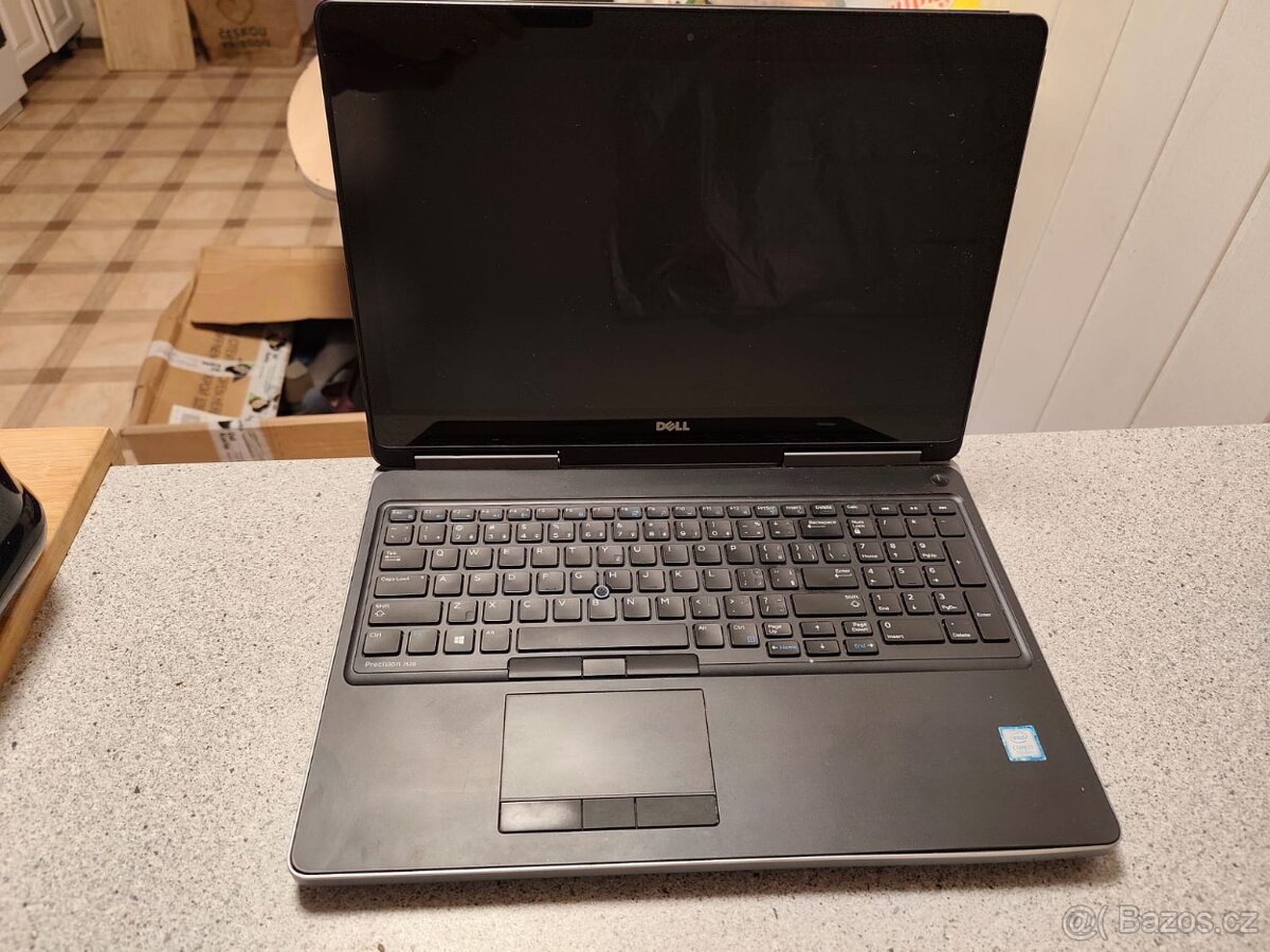 Pracovní notebook Dell Precision 7520 – i7