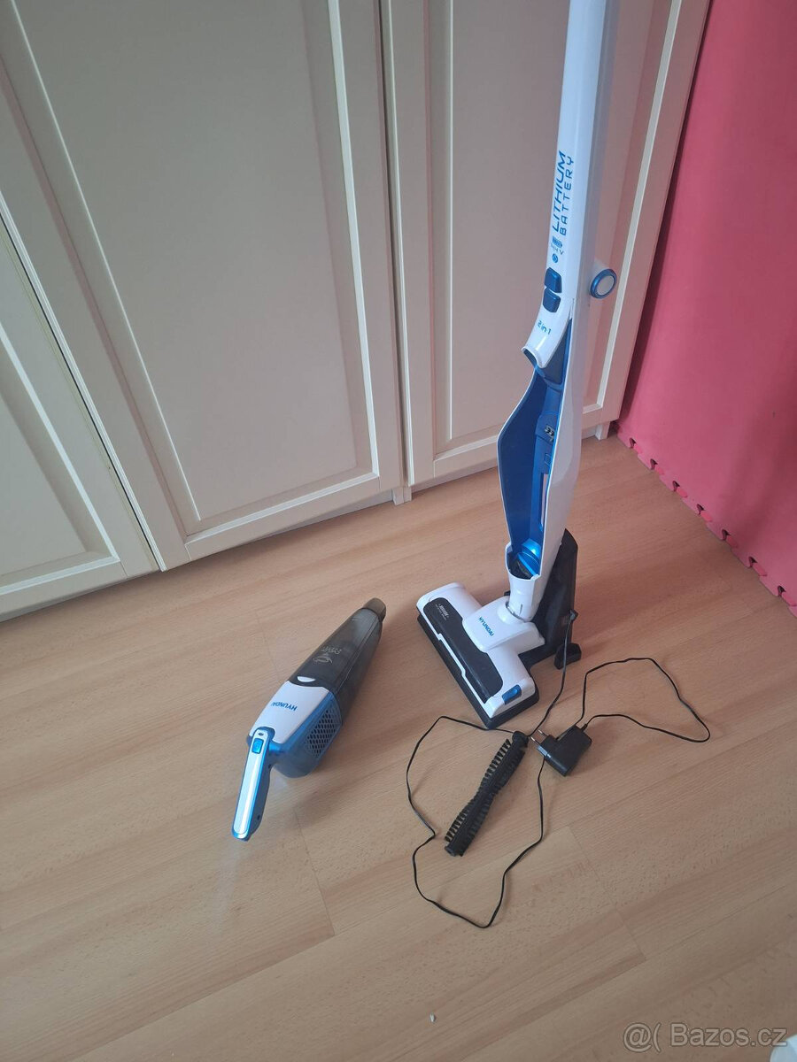 Tyčový vysavač / lux Hyundai - na opravu, malý jde