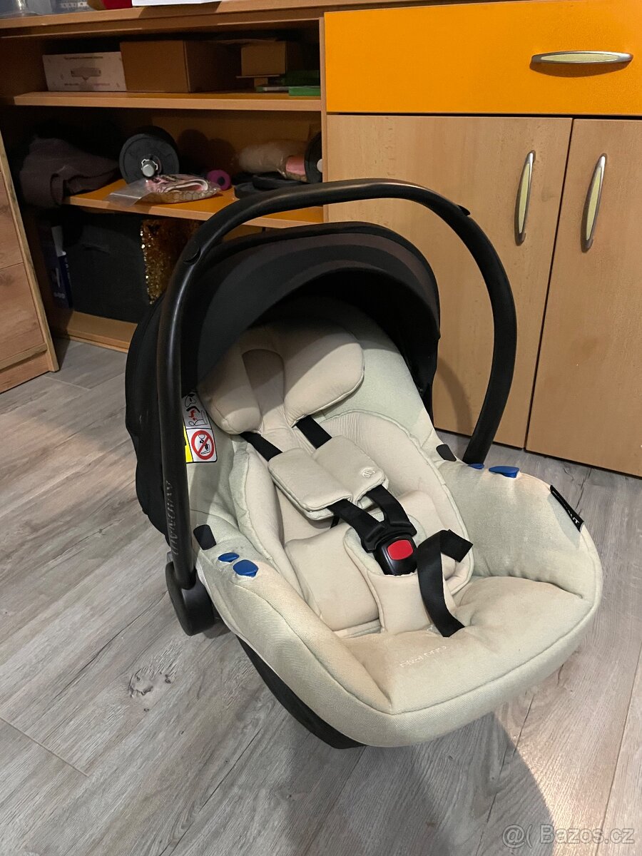 Autosedačka Avionaut