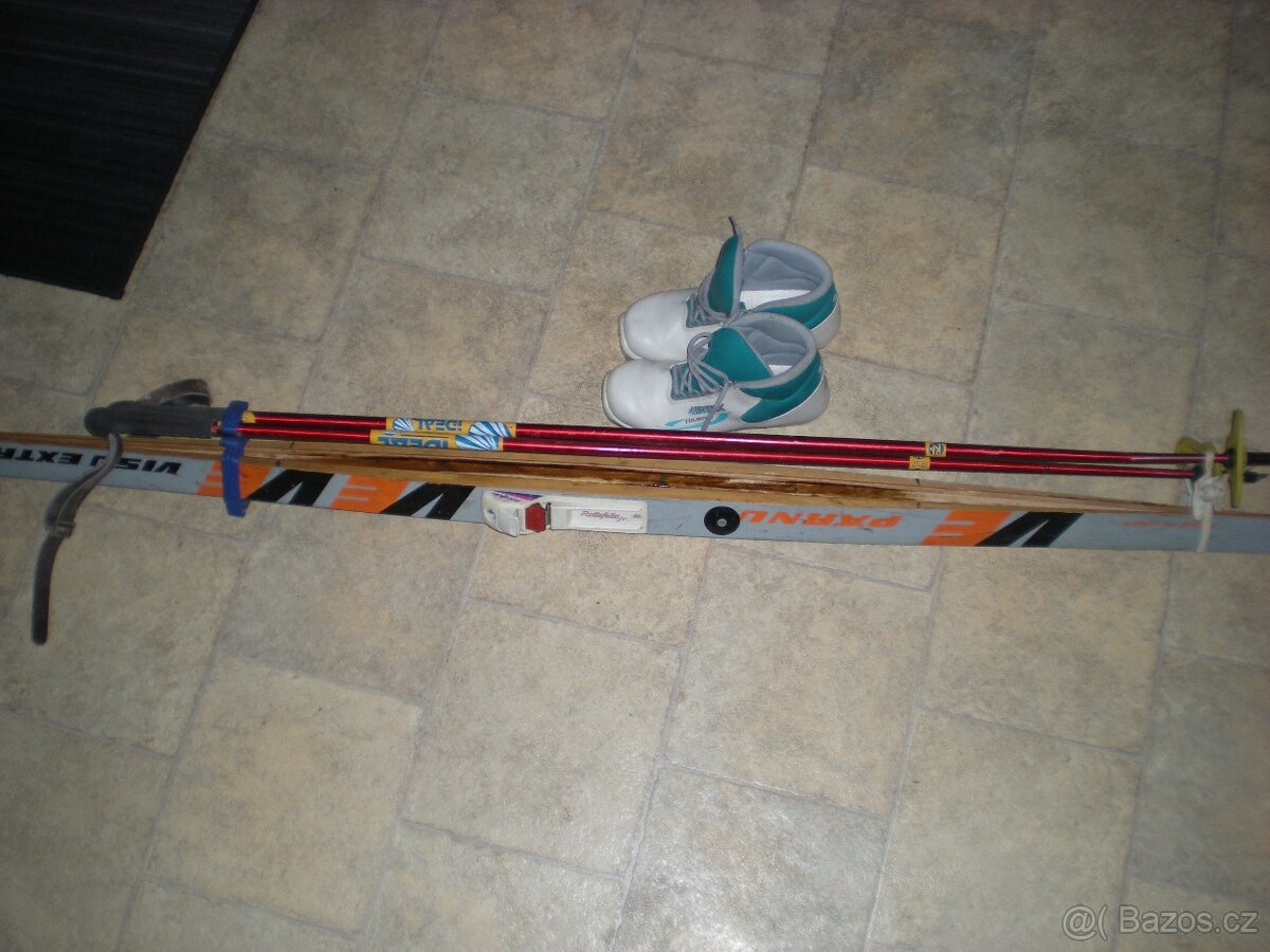 retro běžky, hůlky,boty
