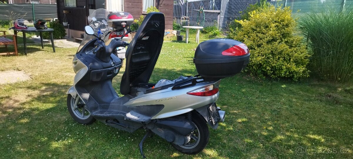 Suzuki Burgman 125