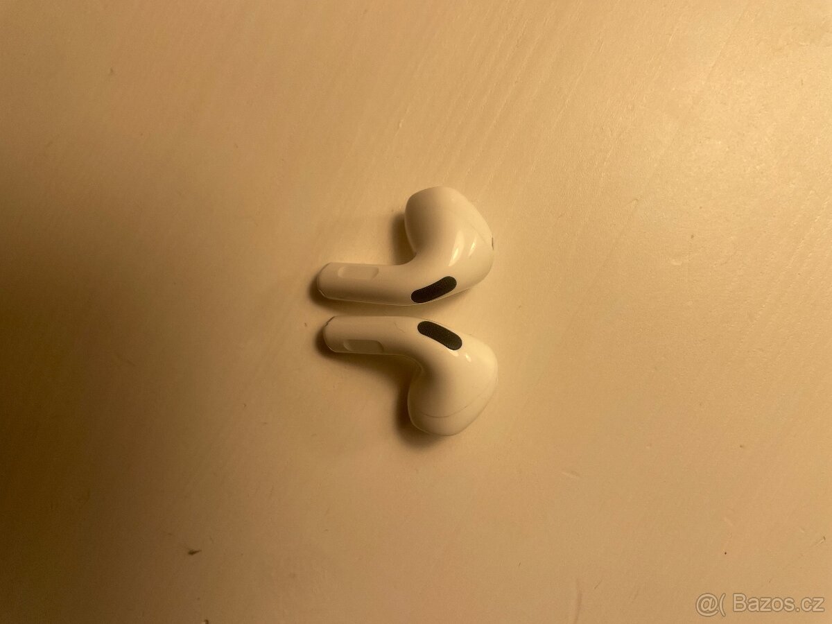 Sluchátka - Airpods 4