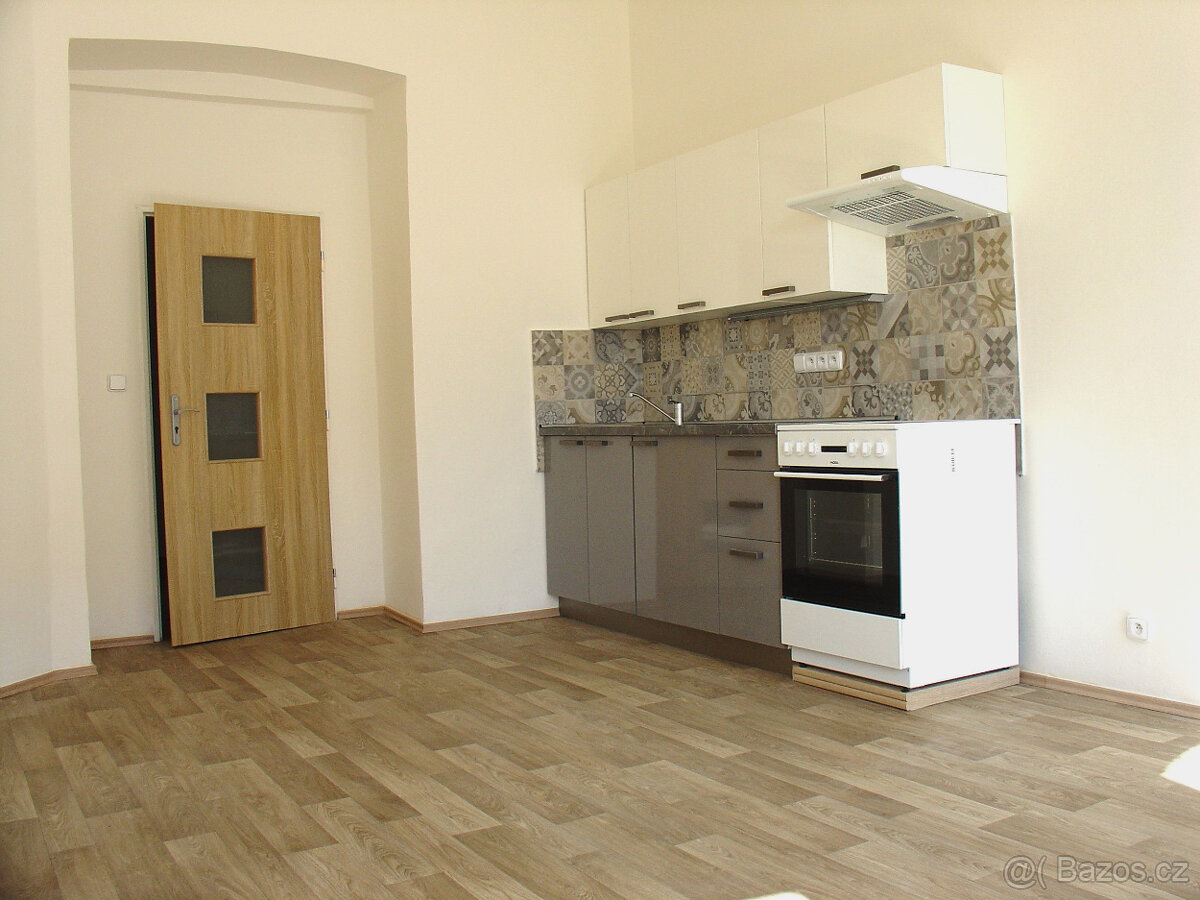 Pronájem bytu 4+kk/B, 121 m2, Praha 2, Vinohrady - BEZ KAUCE