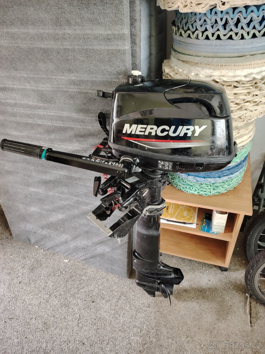 Lodní motor Mercury 5hp dlouhá noha