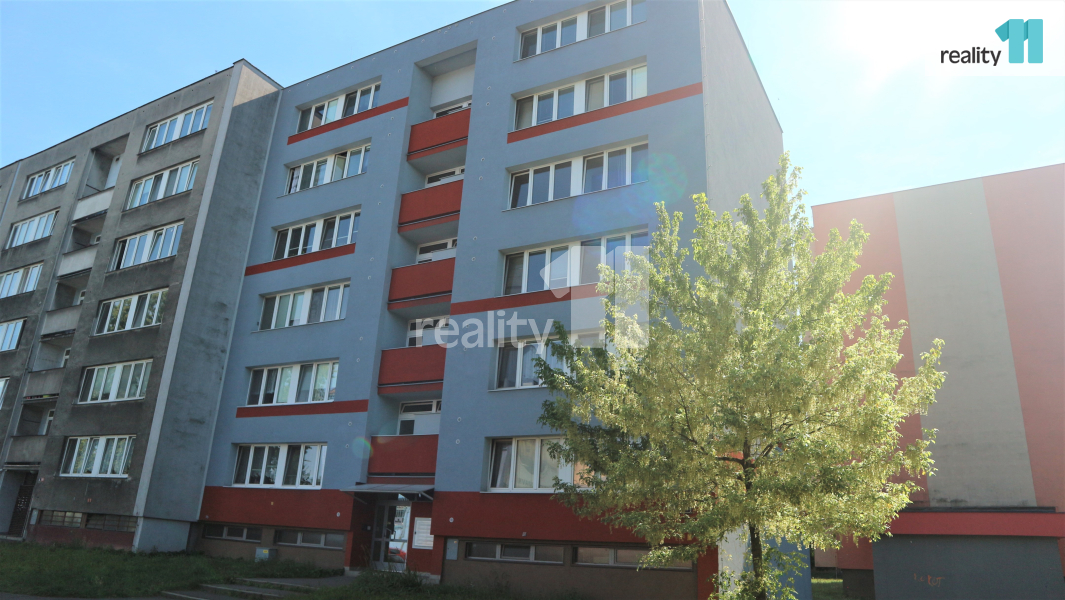 prodej bytu v os. vl. 2+1 63 m2, s balkónem, Arbesova ul.