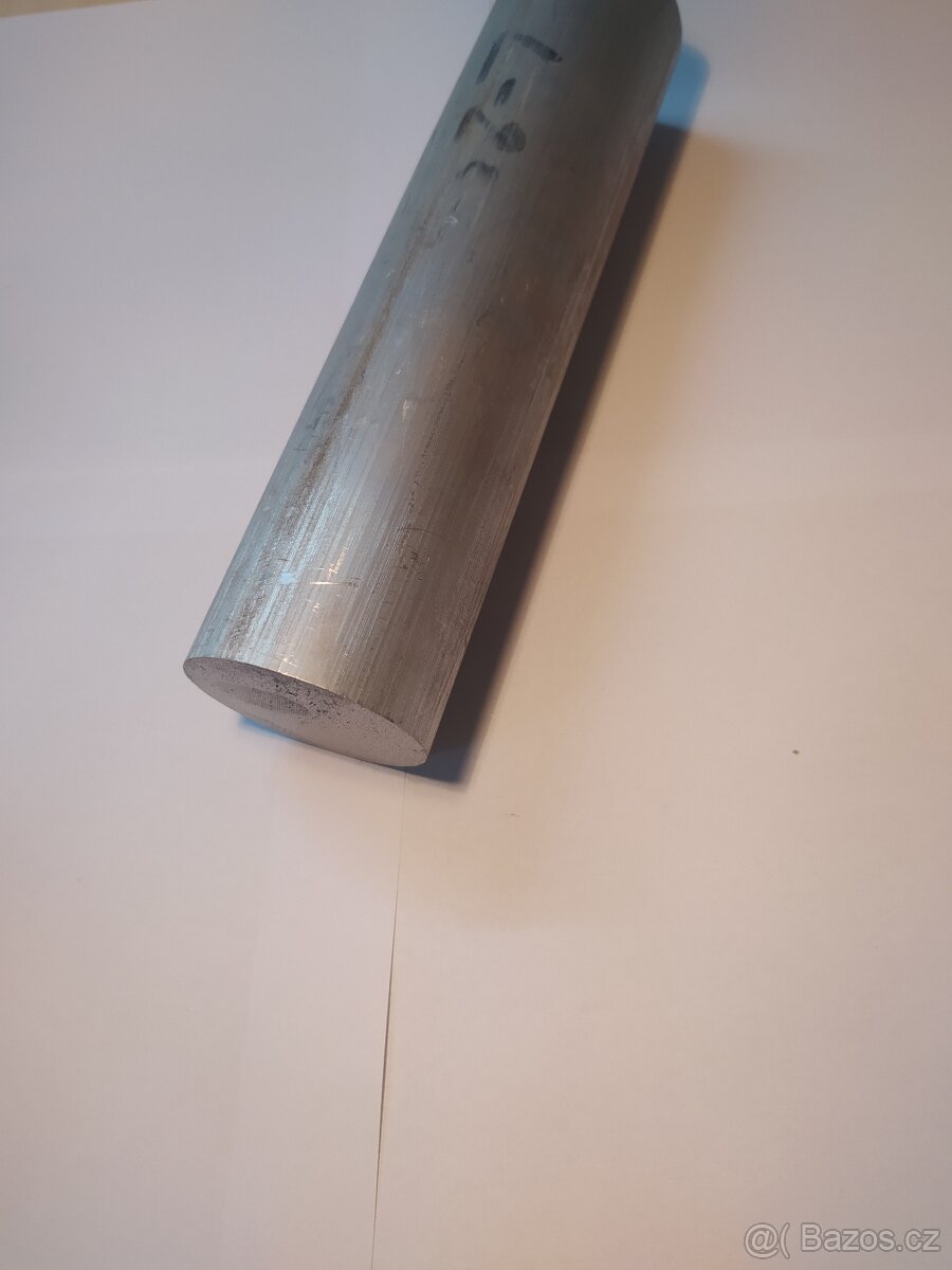 Hliník tyč pr. 70x195mm