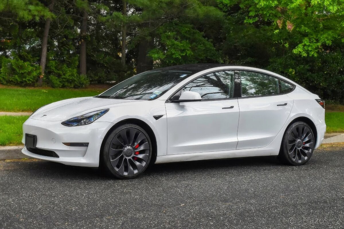 2022 Tesla Model 3 Performance AWD 75кВт