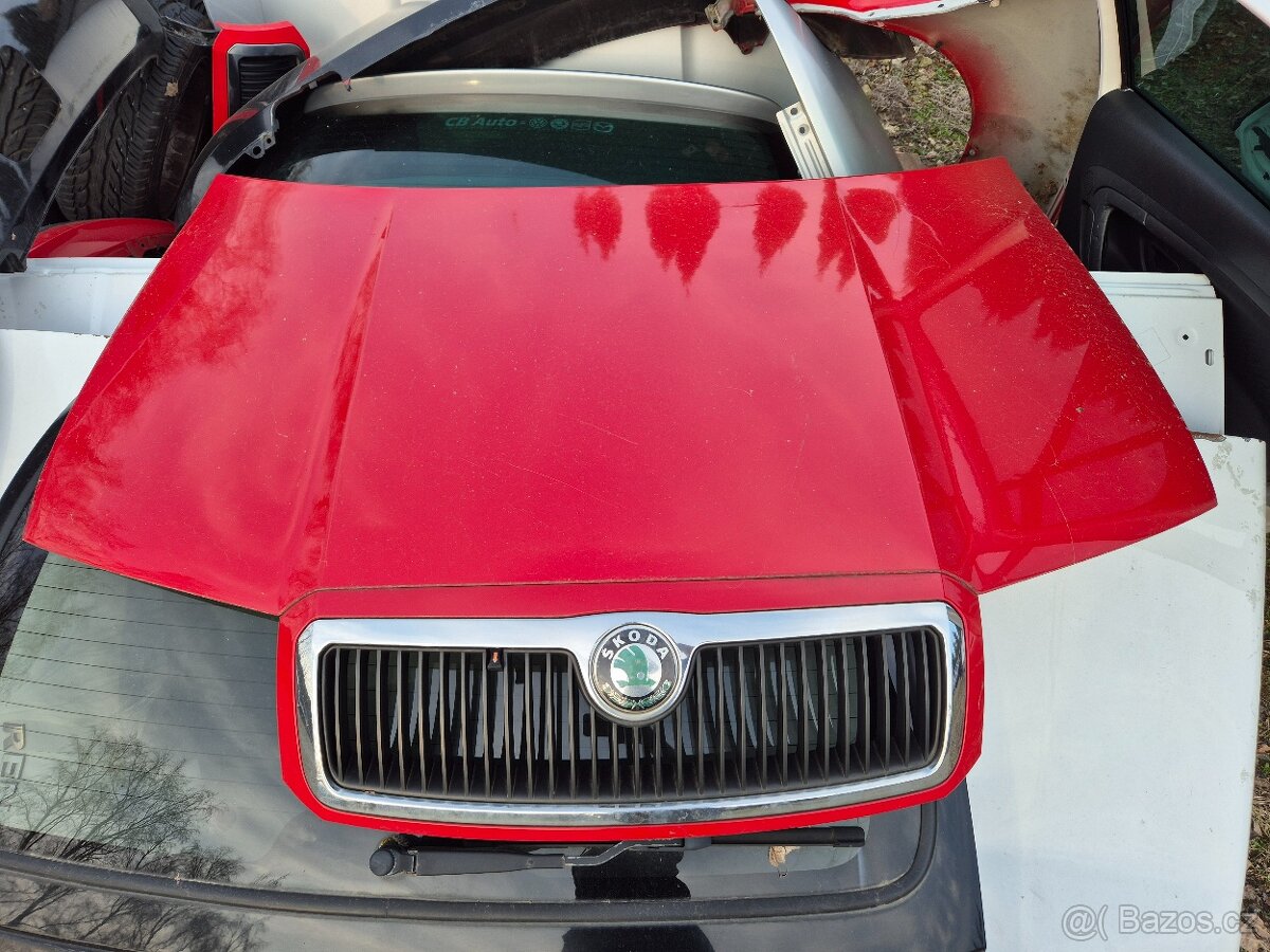 Přední kapota Škoda Fabia 1, červená 8151