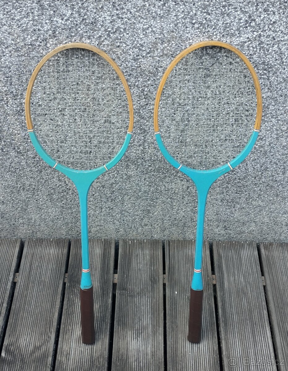 Badmintonové rakety RETRO