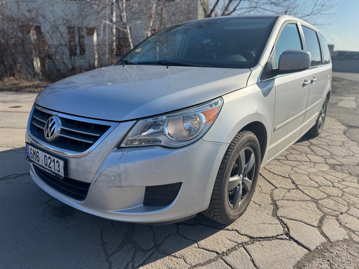 Chrysler voyager/volkswagen routan