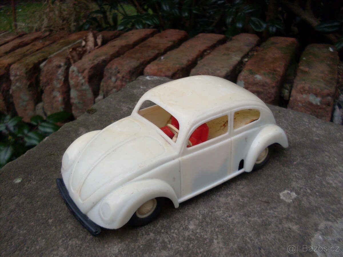 Retro hračka /60. léta/